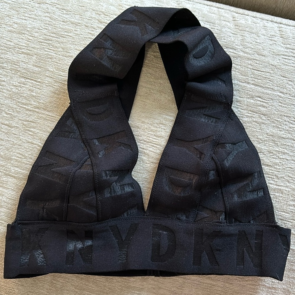 DKNY top